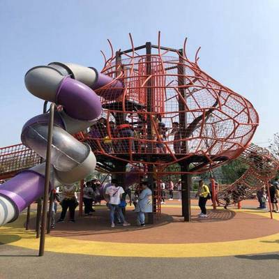 兒童游樂新紀元 超市蹦床、戶外拓展與商場淘氣城堡的整合開發與銷售